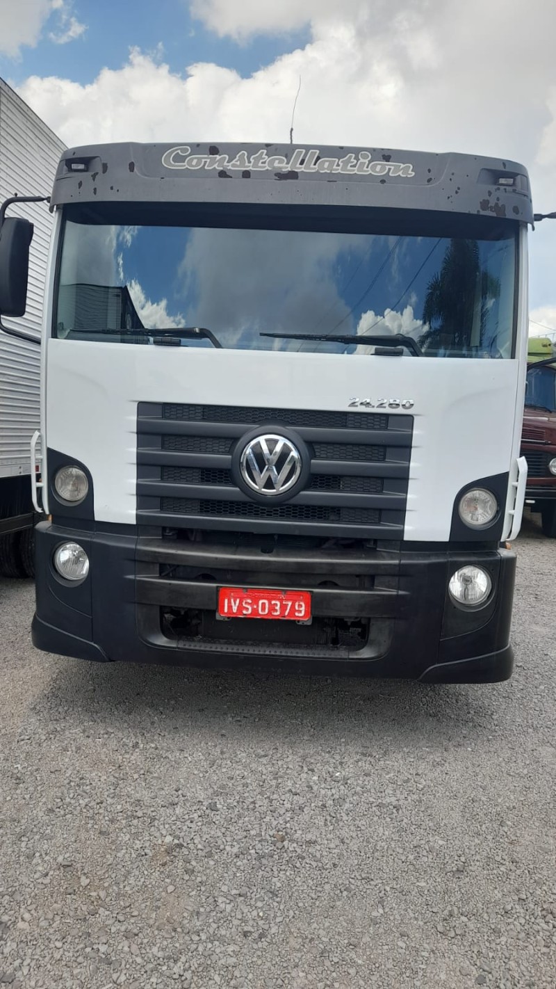 24-280 E CONSTELLATION 6X2 - 2014 - CAXIAS DO SUL