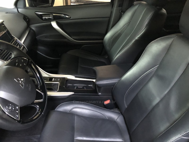 ECLIPSE CROSS 1.5 HPE-S 16V GASOLINA 4P AUTOMÁTICO - 2024 - FARROUPILHA