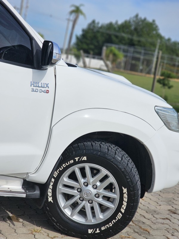 HILUX 3.0 SRV 4X4 CD 16V TURBO INTERCOOLER DIESEL 4P AUTOMÁTICO - 2014 - ANTôNIO PRADO