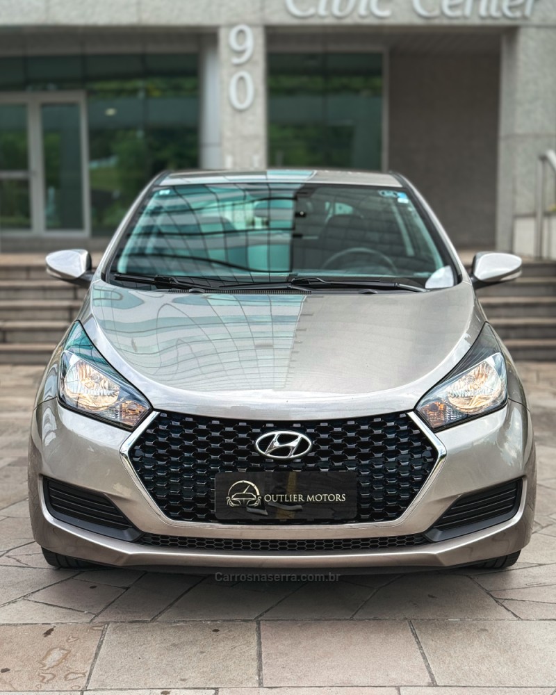 HB20 1.0 COMFORT PLUS 12V FLEX 4P MANUAL - 2019 - NOVO HAMBURGO