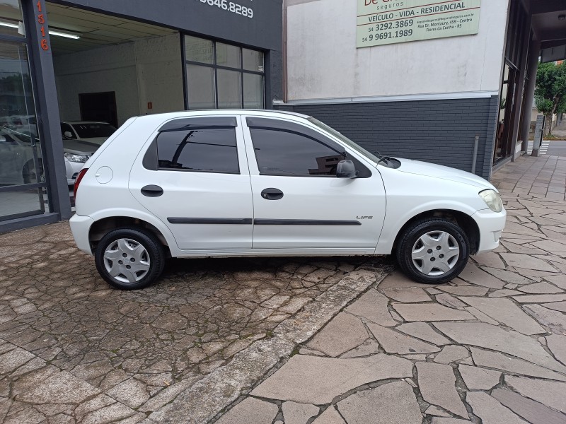 CELTA 1.0 MPFI VHCE LIFE 8V FLEX 4P MANUAL - 2010 - FLORES DA CUNHA