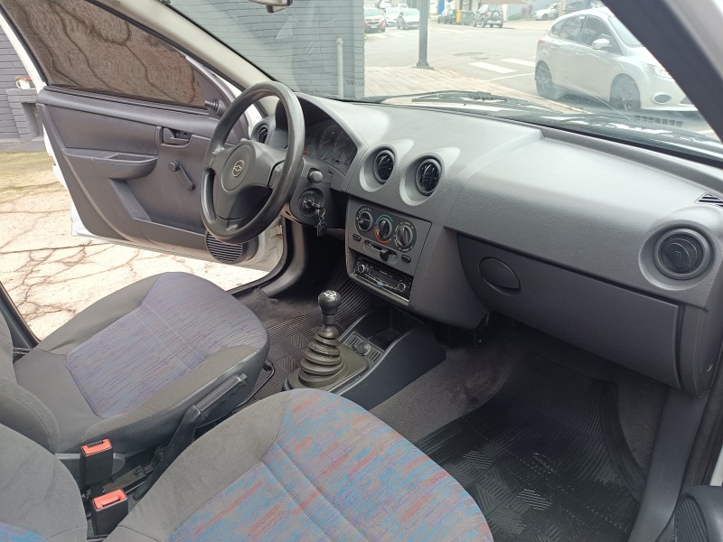 CELTA 1.0 MPFI VHCE LIFE 8V FLEX 4P MANUAL - 2010 - FLORES DA CUNHA