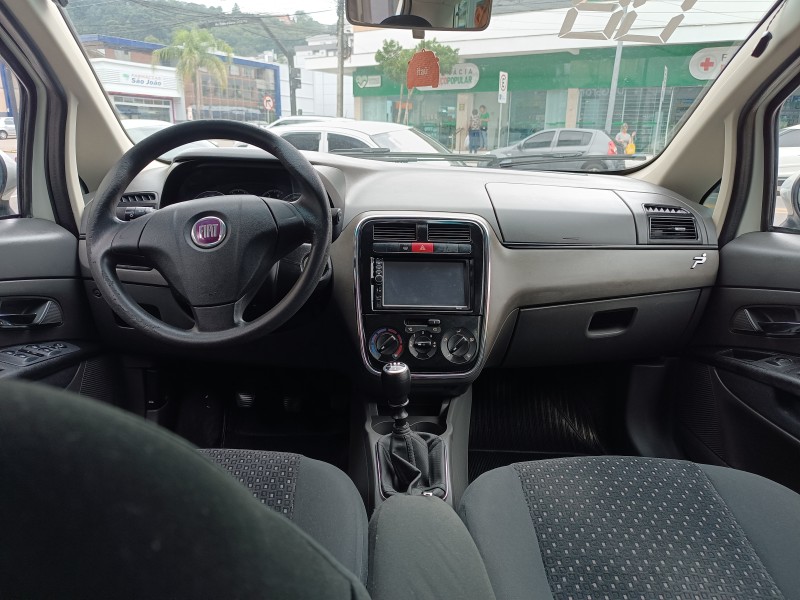 PUNTO 1.8 HLX 8V FLEX 4P MANUAL - 2008 - FLORES DA CUNHA