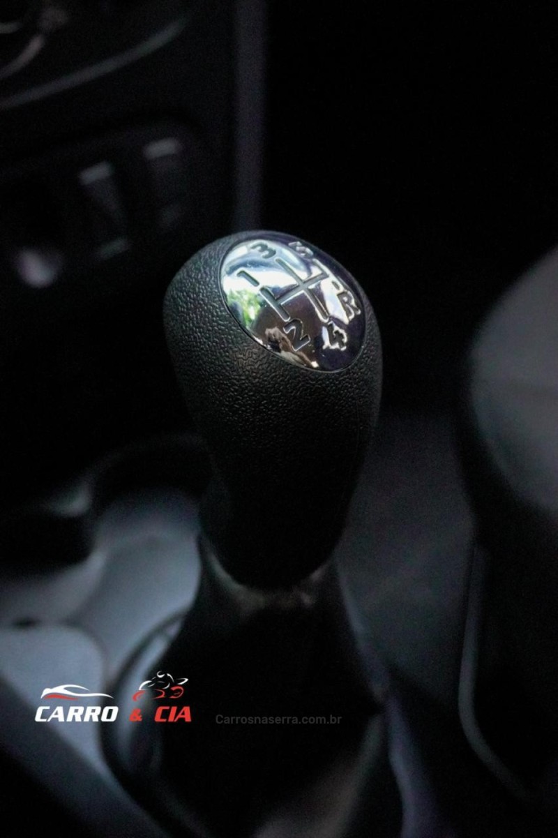 SANDERO 1.6 EXPRESSION 8V FLEX 4P MANUAL - 2016 - SANTA CRUZ DO SUL