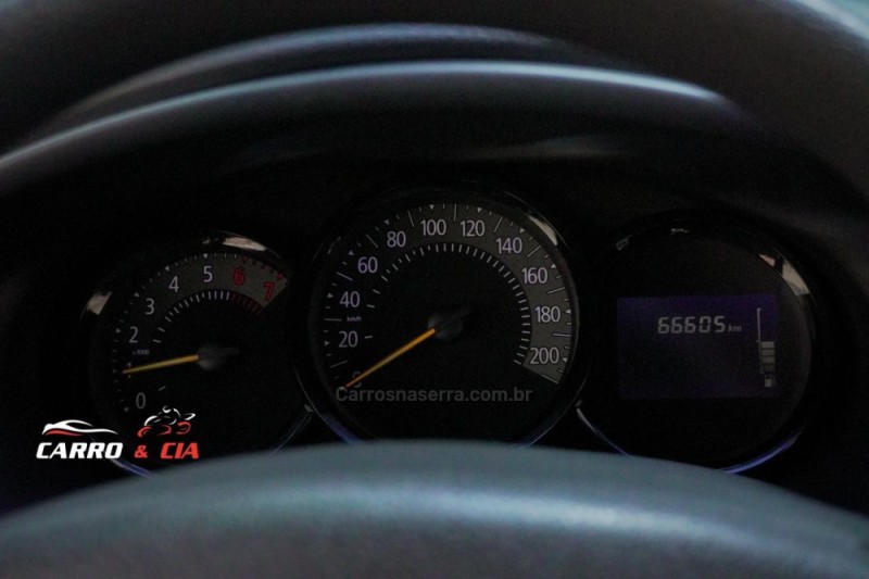 SANDERO 1.6 EXPRESSION 8V FLEX 4P MANUAL - 2016 - SANTA CRUZ DO SUL