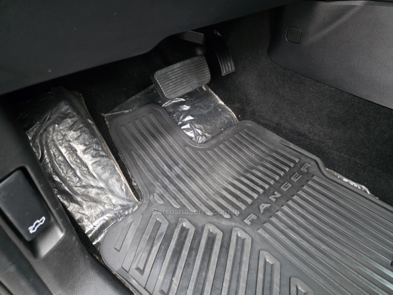 RANGER 3.0 V6 LIMITED PLUS CD TURBO 4X4 DIESEL 4P AUTOMÁTICO - 2025 - CAXIAS DO SUL