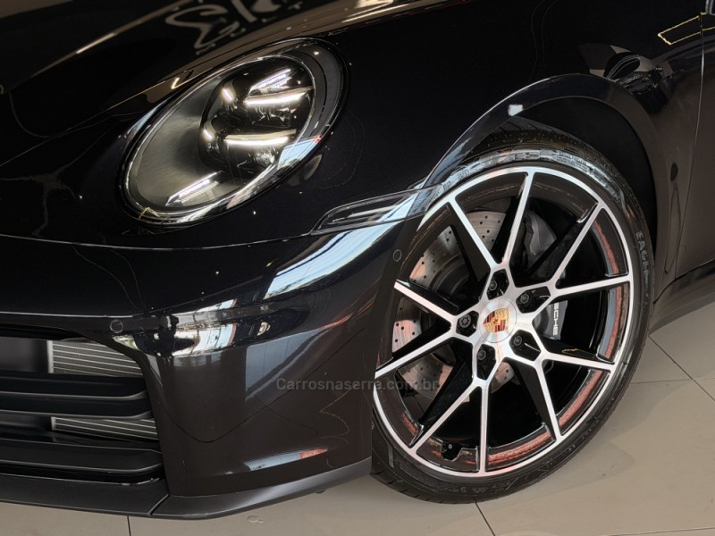 911 3.0 CARRERA COUPÉ AUTOMÁTICO - 2026 - DOIS IRMãOS