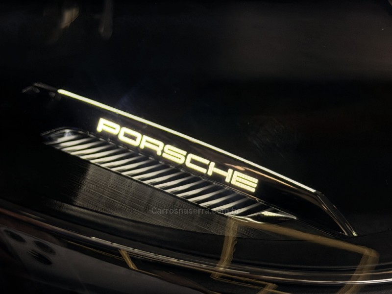 911 3.0 CARRERA COUPÉ AUTOMÁTICO - 2026 - DOIS IRMãOS
