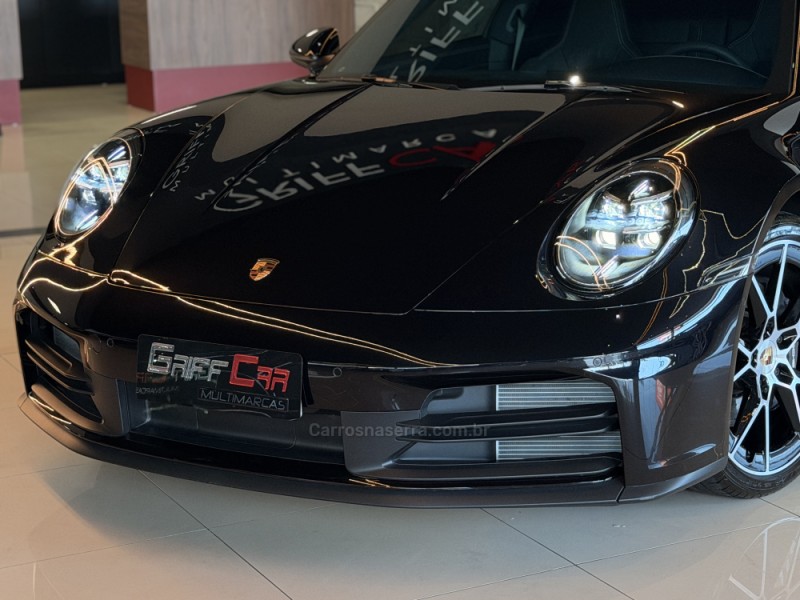 911 3.0 CARRERA COUPÉ AUTOMÁTICO - 2026 - DOIS IRMãOS