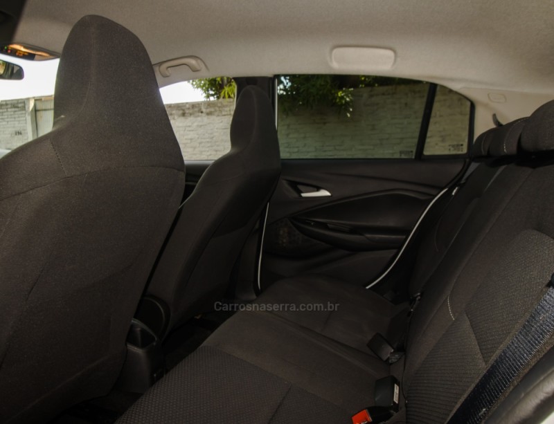 ONIX 1.0 LT 12V TURBO FLEX 4P MANUAL - 2024 - NOVO HAMBURGO