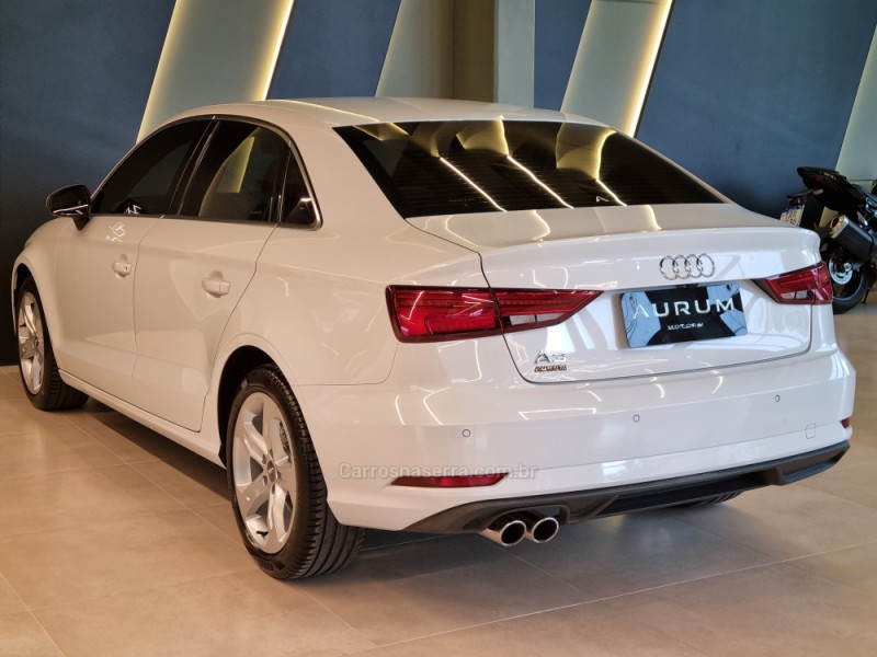 A3 1.4 TFSI SEDAN PRESTIGE PLUS 25 ANOS FLEX 4P AUTOMÁTICO - 2019 - CAXIAS DO SUL