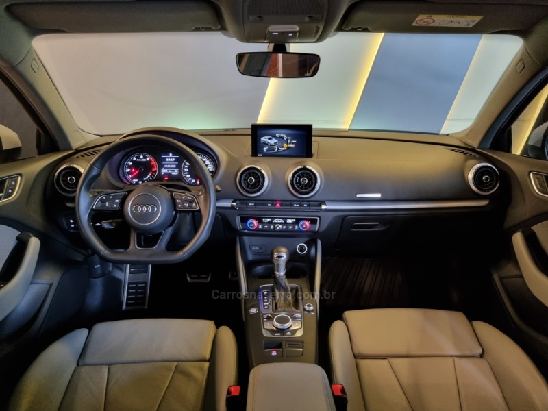A3 1.4 TFSI SEDAN PRESTIGE PLUS 25 ANOS FLEX 4P AUTOMÁTICO - 2019 - CAXIAS DO SUL