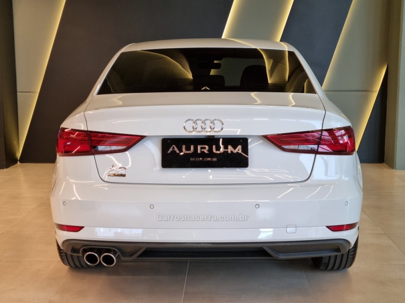 A3 1.4 TFSI SEDAN PRESTIGE PLUS 25 ANOS FLEX 4P AUTOMÁTICO - 2019 - CAXIAS DO SUL