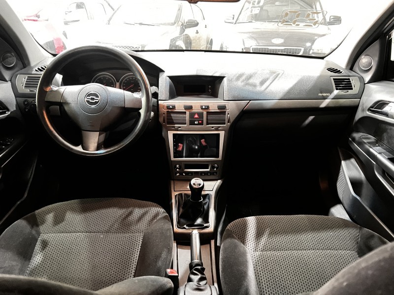 VECTRA 2.0 MPFI GT HATCH 8V FLEX 4P MANUAL - 2009 - CAXIAS DO SUL