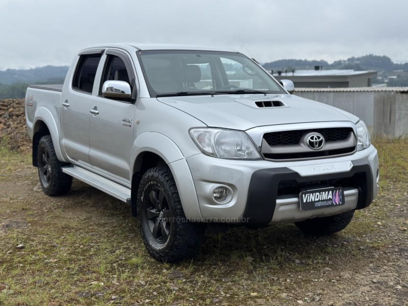 hilux 3.0 srv 4x4 cd 16v turbo intercooler diesel 4p manual 2011 flores da cunha