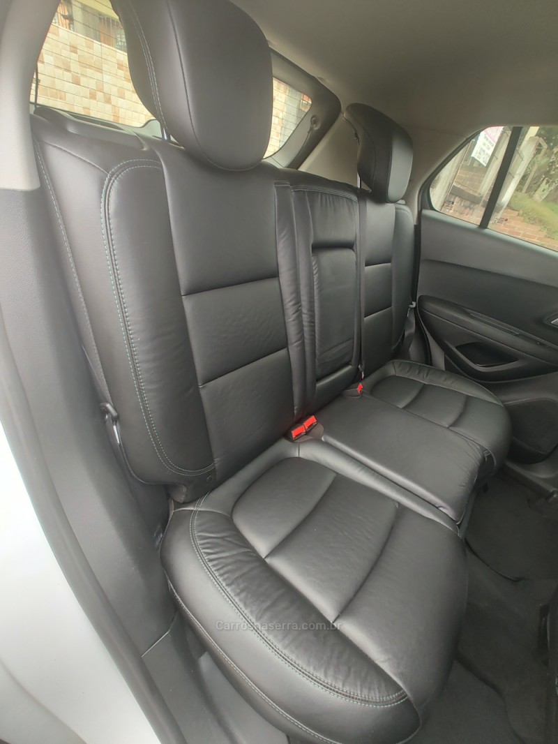 TRACKER 1.8 MPFI LTZ 4X2 16V FLEX 4P AUTOMÁTICO - 2015 - CANELA