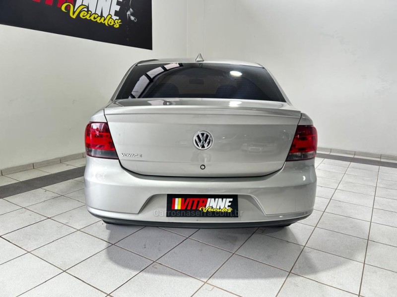 VOYAGE 1.0 MI 8V FLEX 4P MANUAL - 2012 - CAXIAS DO SUL