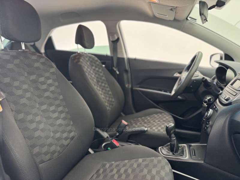 HB20 1.6 COMFORT 16V FLEX 4P MANUAL - 2016 - CARLOS BARBOSA