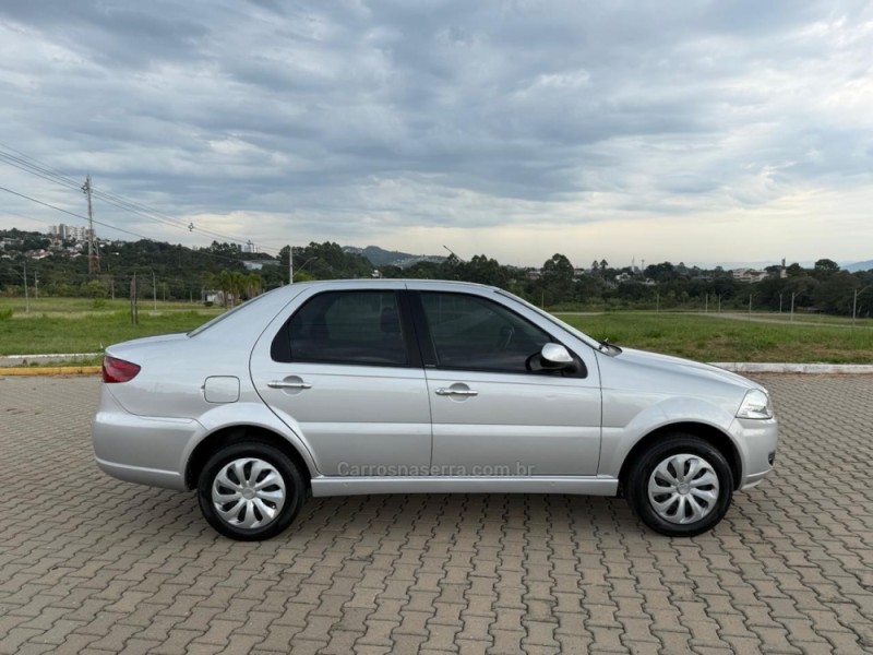 SIENA 1.0 MPI EL CELEBRATION 8V FLEX 4P MANUAL - 2012 - IVOTI
