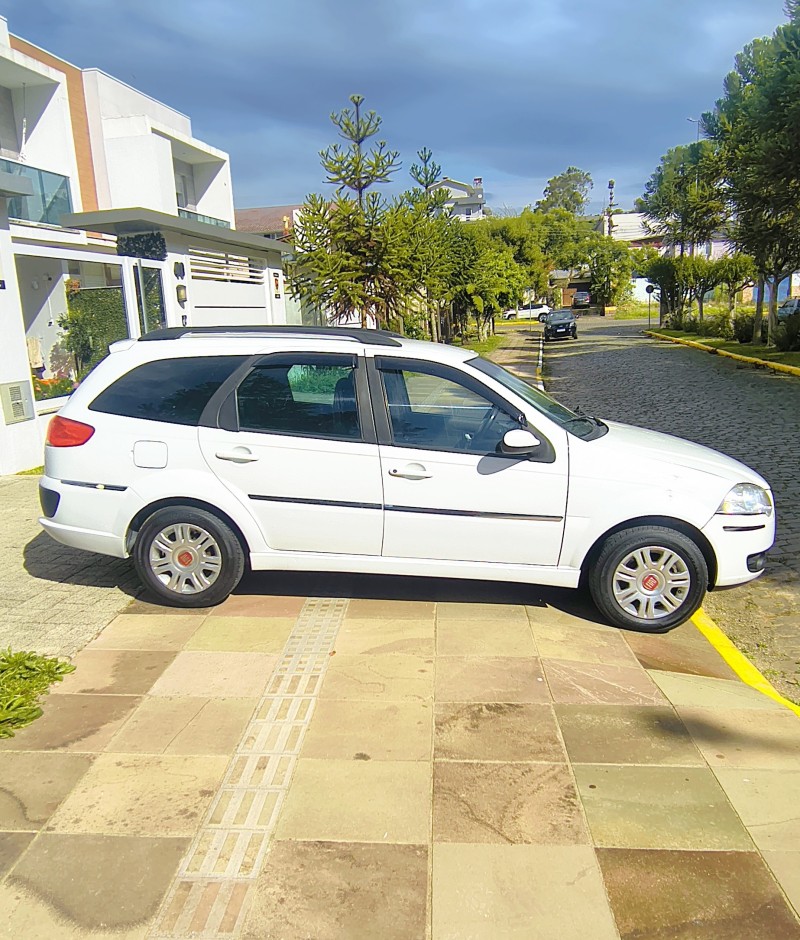 PALIO 1.4 MPI ATTRACTIVE WEEKEND 8V FLEX 4P MANUAL - 2009 - FARROUPILHA