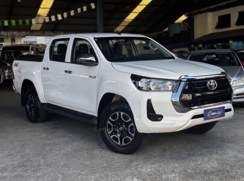 HILUX 2.8 STD 4X4 CD 16V DIESEL 4P MANUAL - 2024 - CAXIAS DO SUL