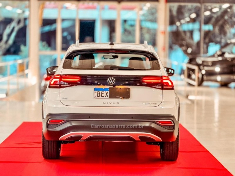 NIVUS 1.0 TSI HIGHLINE FLEX 4P AUTOMÁTICO - 2021 - NOVA PRATA