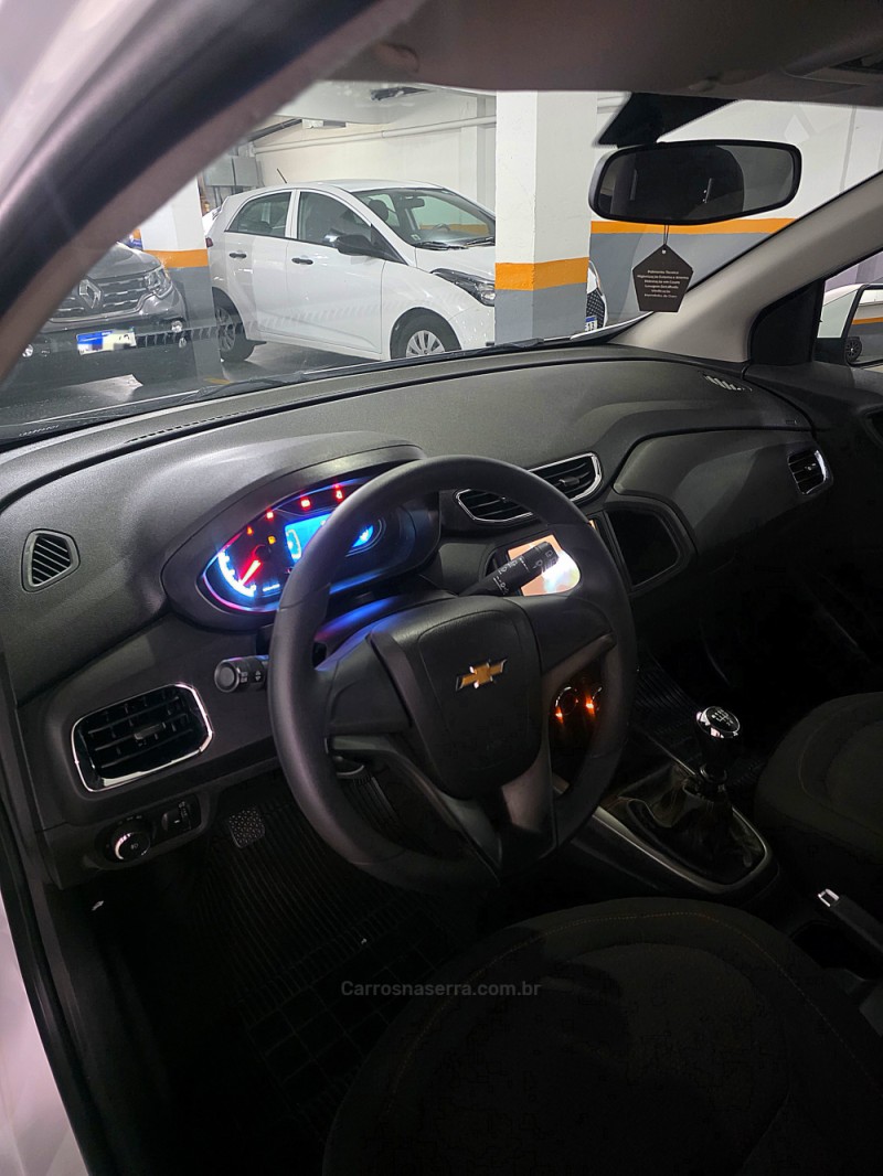 ONIX 1.4 MPFI LTZ 8V FLEX 4P MANUAL - 2015 - CAXIAS DO SUL