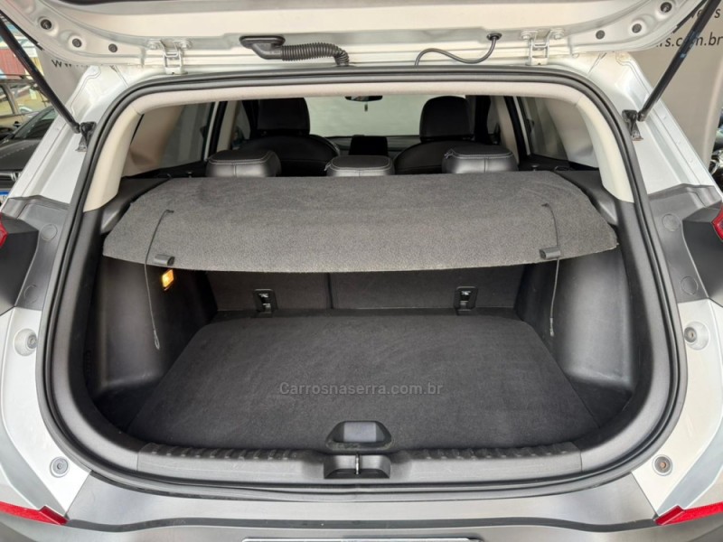 TRACKER 1.0 12V LTZ TURBO FLEX 4P AUTOMÁTICO - 2022 - NOVA PRATA