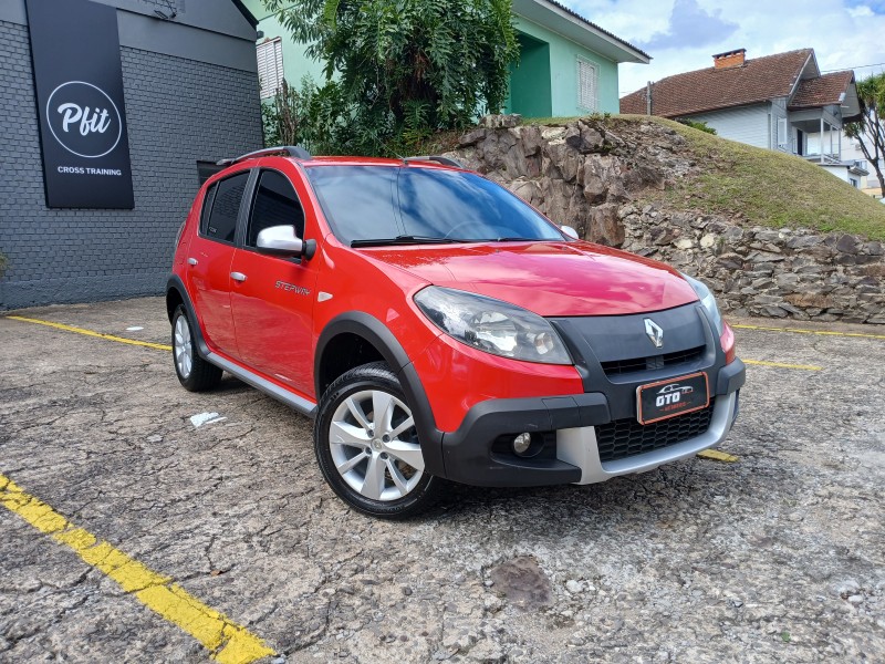 SANDERO 1.6 STEPWAY 8V FLEX 4P MANUAL - 2013 - FARROUPILHA