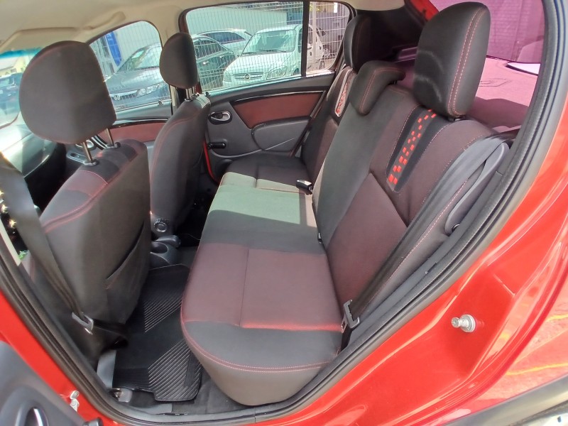 SANDERO 1.6 STEPWAY 8V FLEX 4P MANUAL - 2013 - FARROUPILHA
