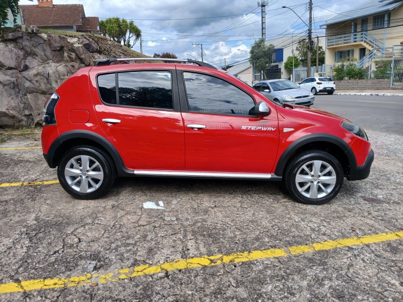 SANDERO 1.6 STEPWAY 8V FLEX 4P MANUAL - 2013 - FARROUPILHA
