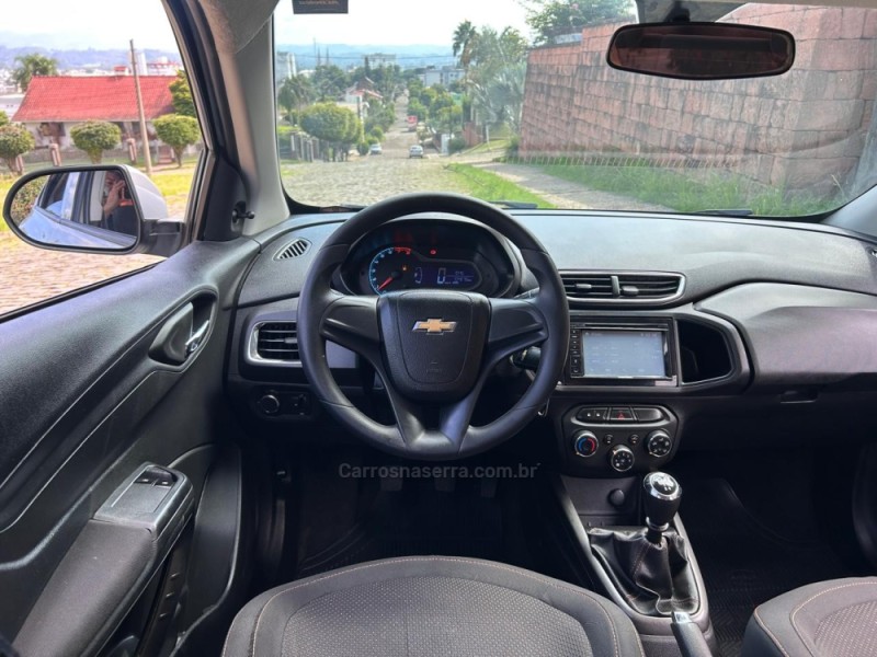 ONIX 1.0 LT 12V FLEX 4P MANUAL - 2013 - VENâNCIO AIRES