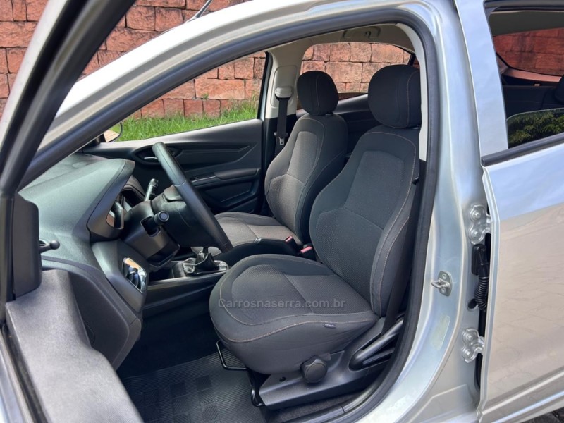 ONIX 1.0 LT 12V FLEX 4P MANUAL - 2013 - VENâNCIO AIRES