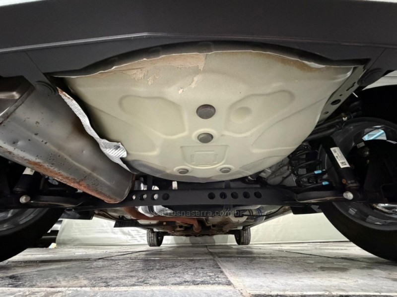 ONIX 1.4 MPFI LTZ 8V FLEX 4P MANUAL - 2015 - NOVA PRATA