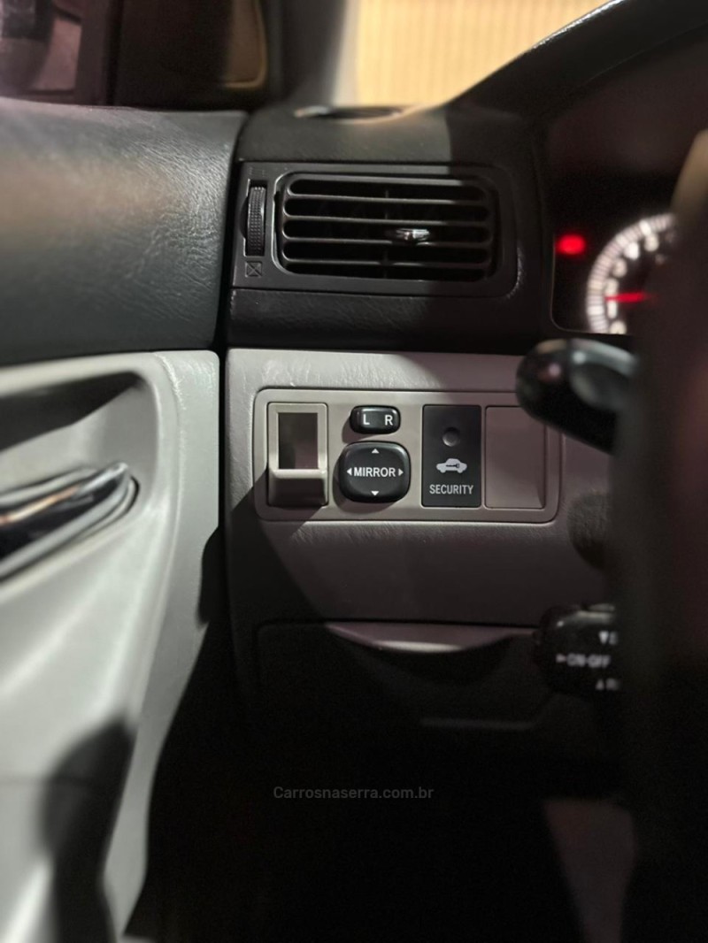 COROLLA 1.8 SE-G 16V FLEX 4P AUTOMÁTICO - 2005 - LAJEADO