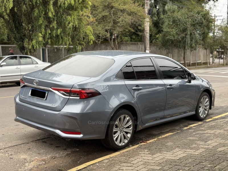 COROLLA 2.0 XEI 16V FLEX 4P AUTOMÁTICO - 2023 - PAROBé