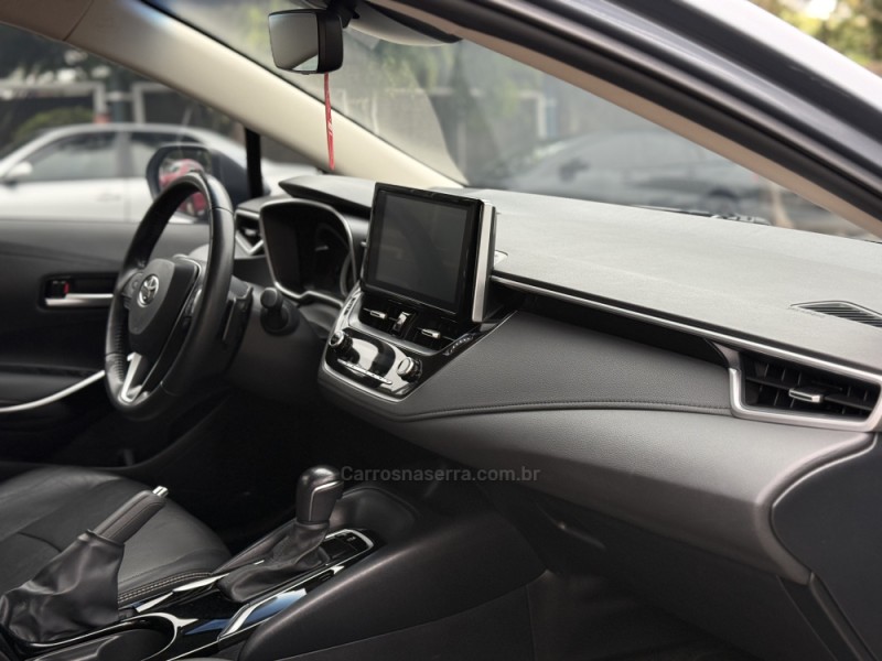 COROLLA 2.0 XEI 16V FLEX 4P AUTOMÁTICO - 2023 - PAROBé
