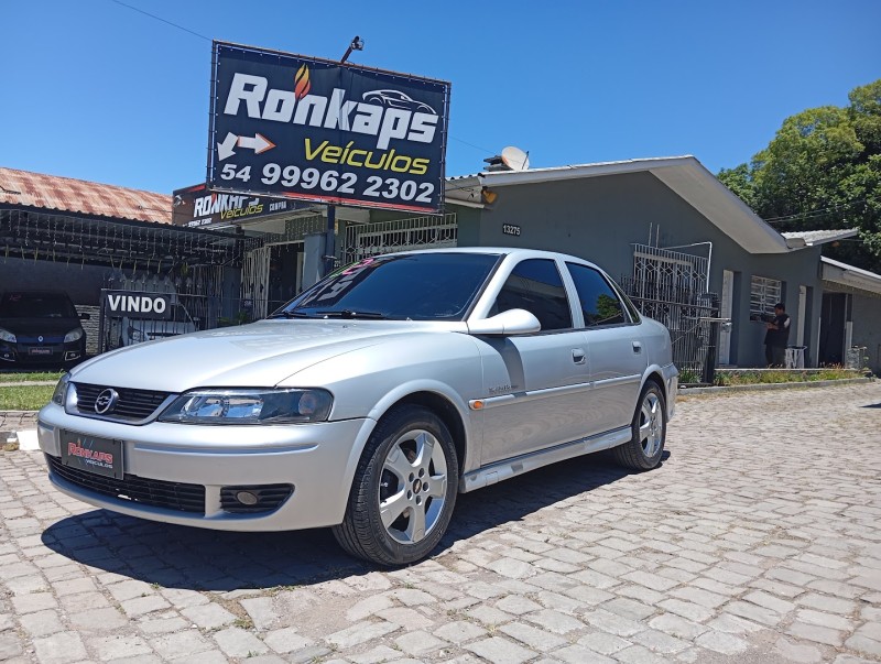 VECTRA 2.2 MPFI CHALLENGE 16V GASOLINA 4P MANUAL - 2002 - CAXIAS DO SUL