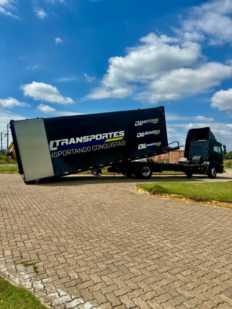 CARGO 1719 TURBO (E5) - 2015 - LAJEADO