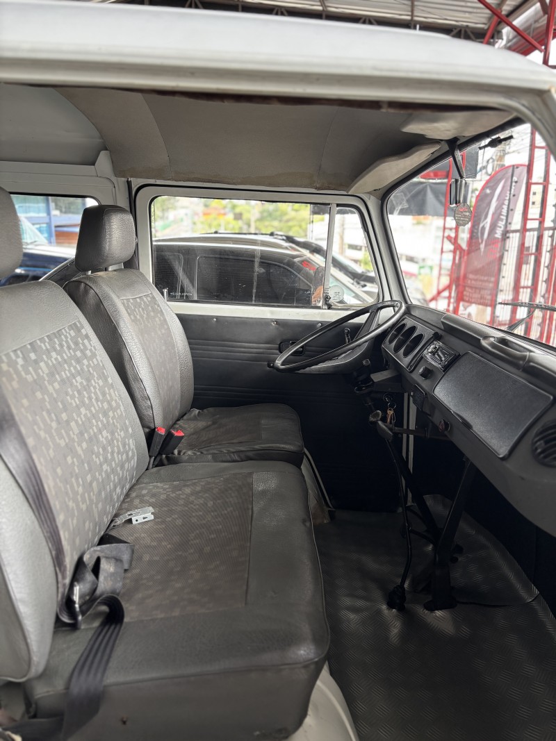 KOMBI 1.6 MI STD 8V GASOLINA 3P MANUAL - 1995 - CAXIAS DO SUL