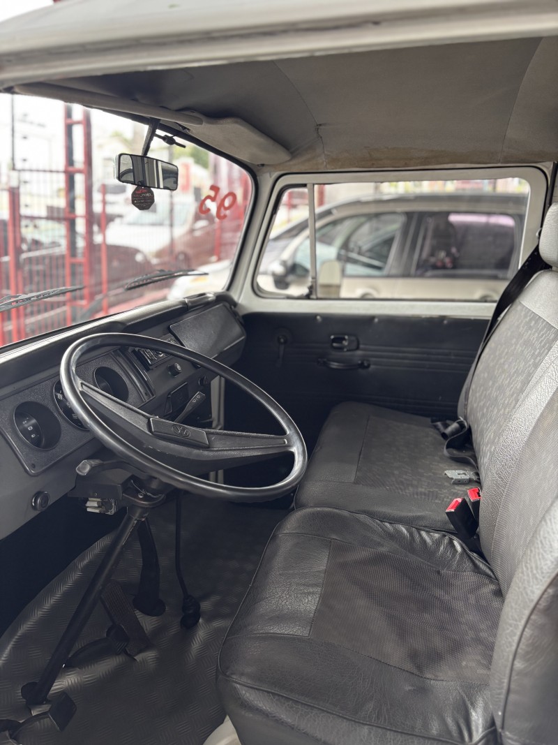 KOMBI 1.6 MI STD 8V GASOLINA 3P MANUAL - 1995 - CAXIAS DO SUL