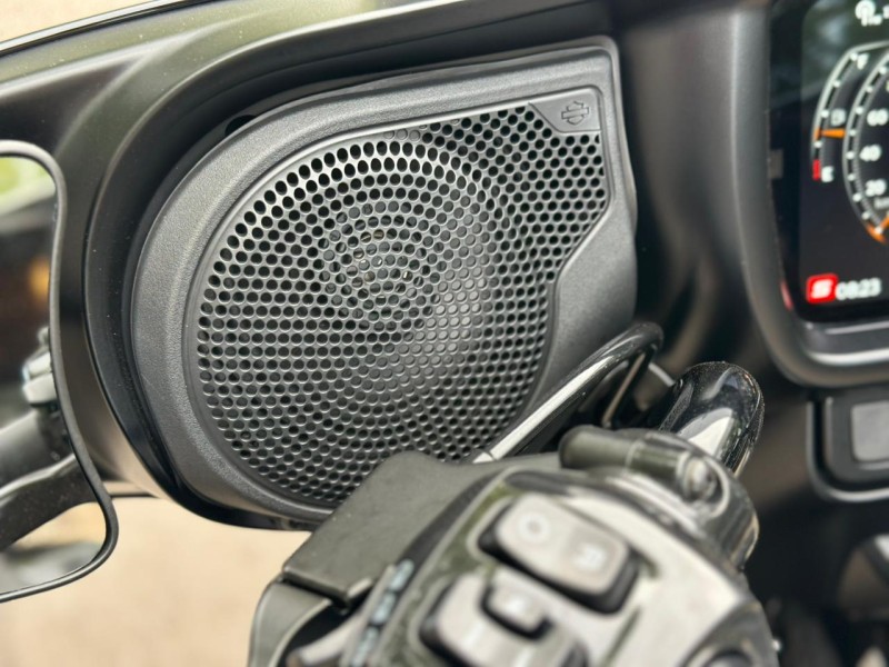 STREET GLIDE SPECIAL - 2024 - DOIS IRMãOS