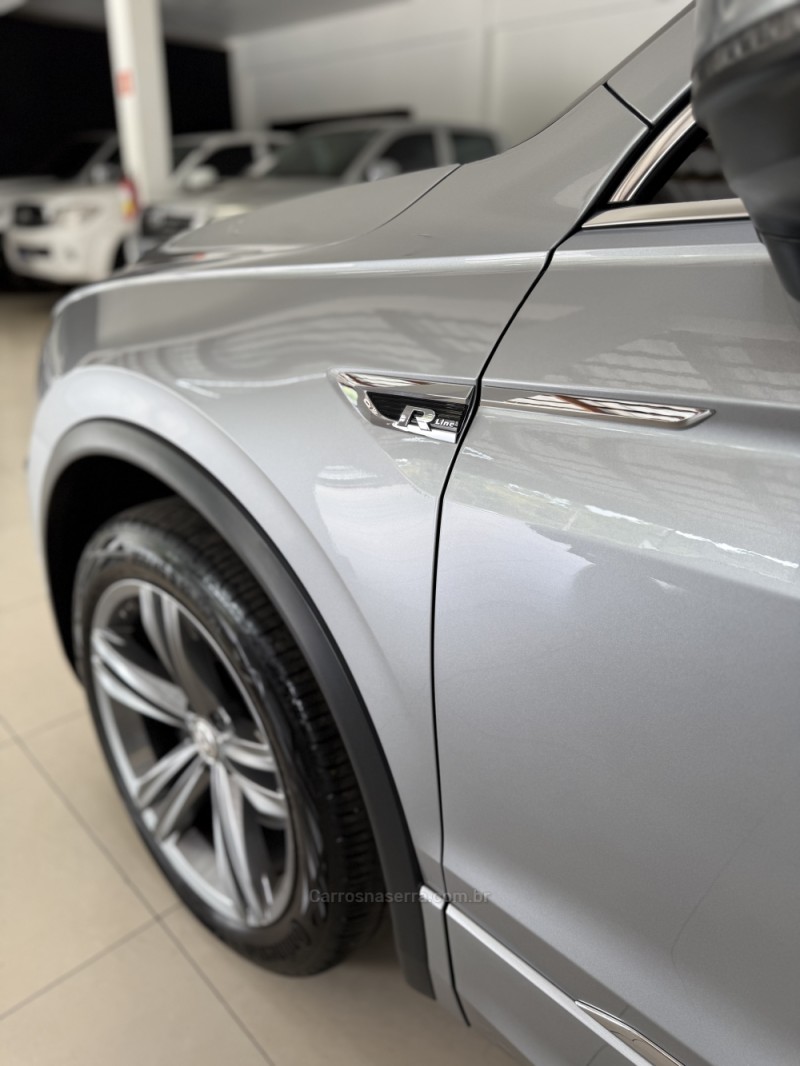 TIGUAN 2.0 ALLSPACE R-LINE 350 TSI 4X4 GASOLINA 4P - 2020 - FARROUPILHA