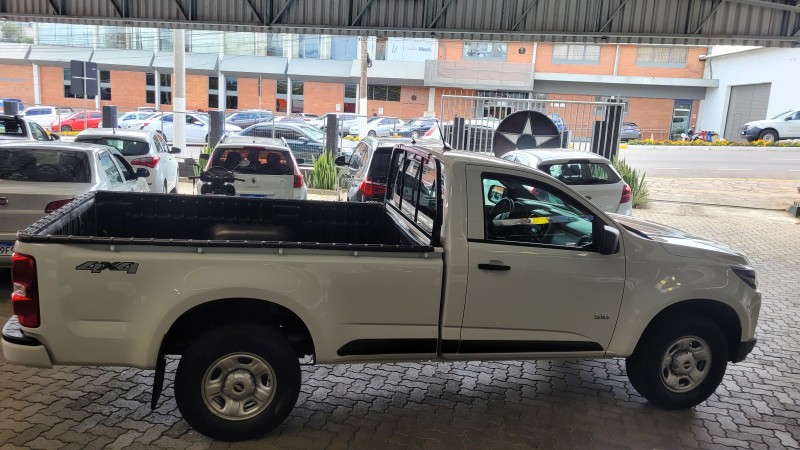 S10 2.8 LS 4X4 CS 16V TURBO DIESEL 2P MANUAL - 2023 - GARIBALDI