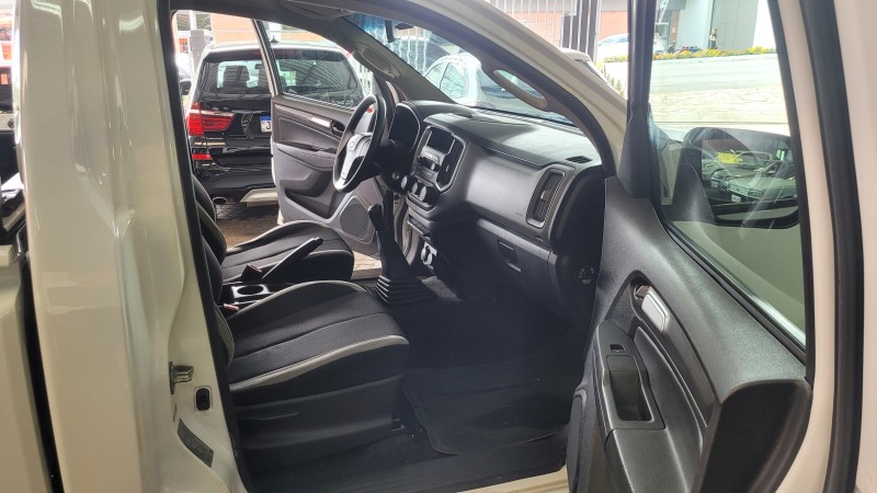 S10 2.8 LS 4X4 CS 16V TURBO DIESEL 2P MANUAL - 2023 - GARIBALDI