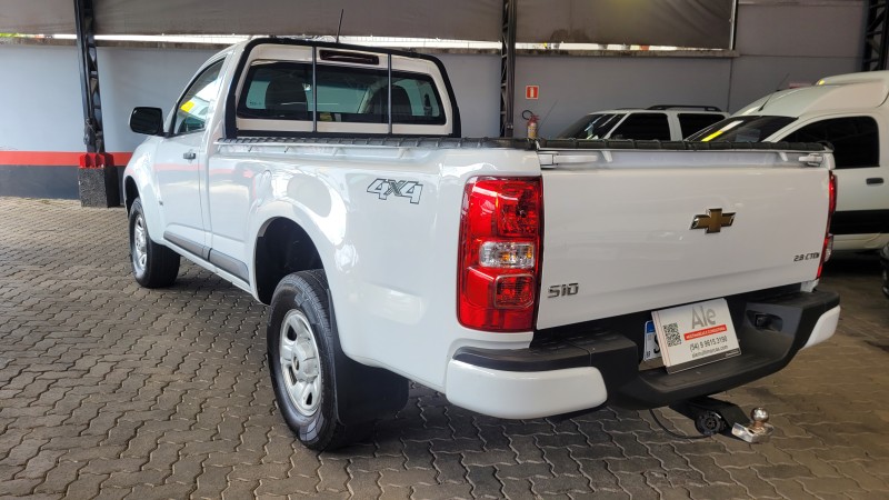 S10 2.8 LS 4X4 CS 16V TURBO DIESEL 2P MANUAL - 2023 - GARIBALDI