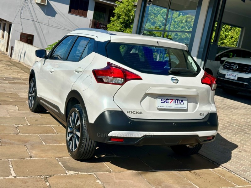 KICKS 1.6 16V FLEX SV 4P XTRONIC - 2019 - GUAPORé