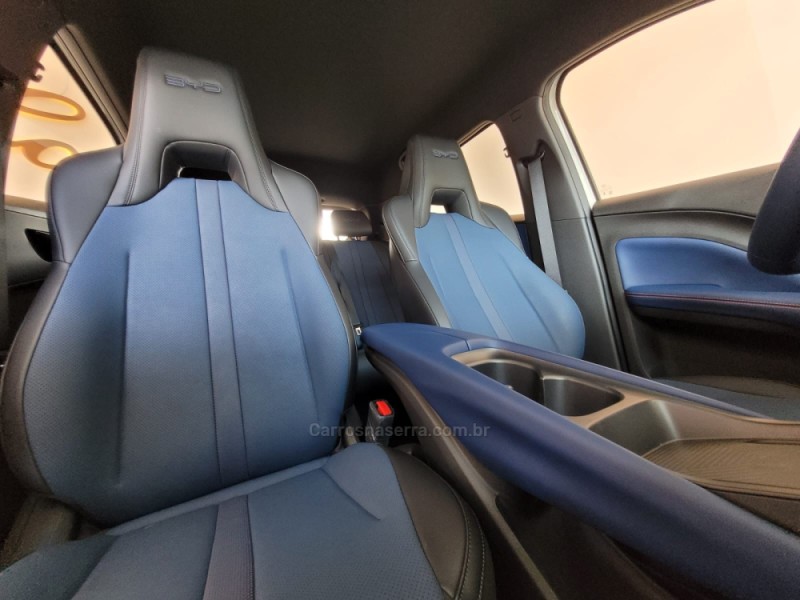 DOLPHIN GS 180 EV ELÉTRICO 4P AUTOMÁTICO - 2027 - CANELA