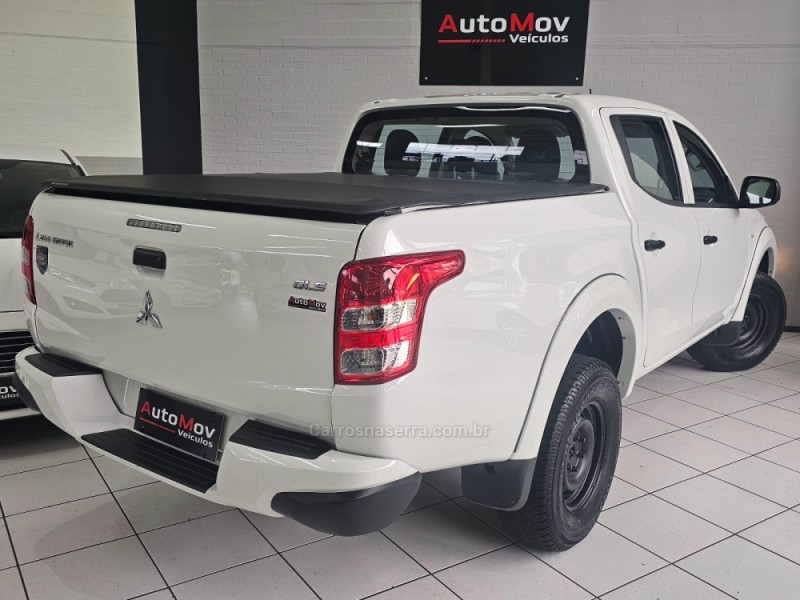 L200 2.5 GLS 4X4 CD 8V TURBO DIESEL 4P MANUAL - 2025 - CAXIAS DO SUL