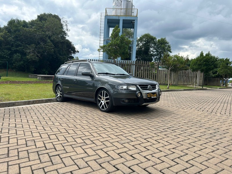 parati 1.6 mi surf 8v flex 4p manual g.iv 2013 canela